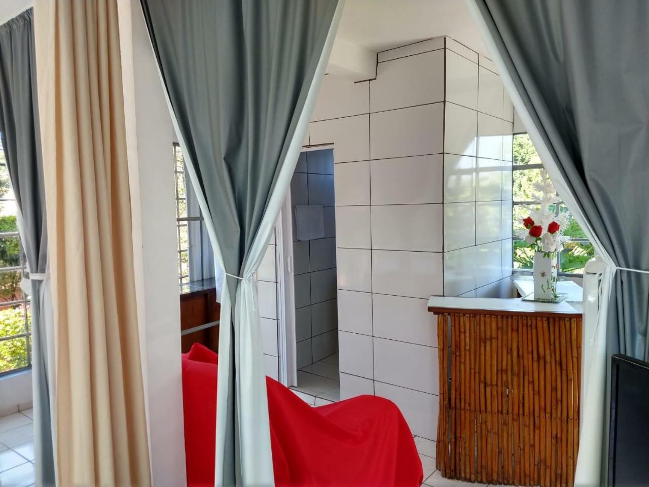 Sobrado Terezinha Villa ฟอสดูอีกวาซู ภายนอก รูปภาพ